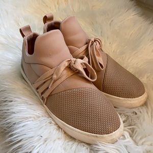 Steve Madden lancer 450 pink blush sneakers